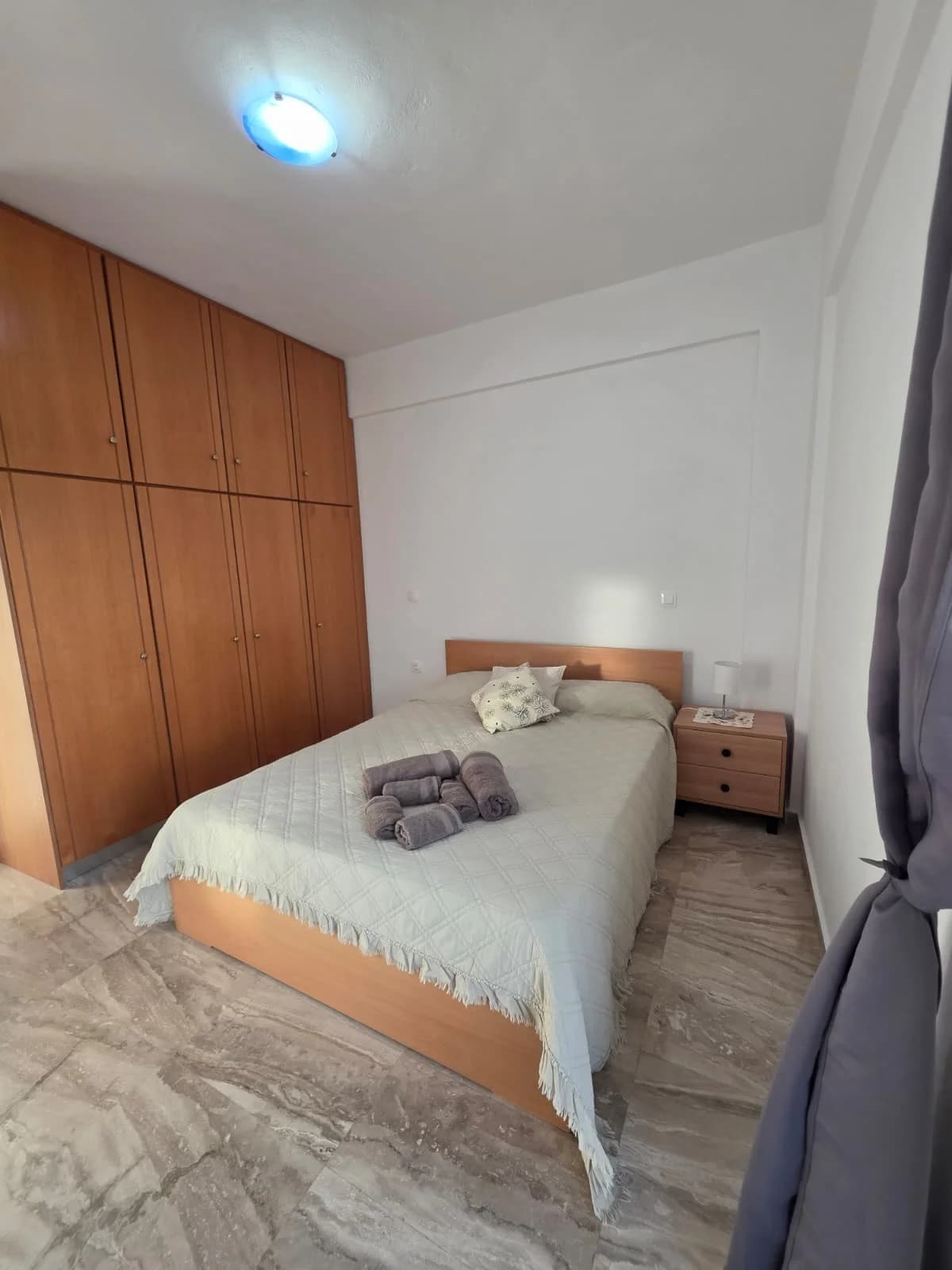 Olive Apartment bedroom
